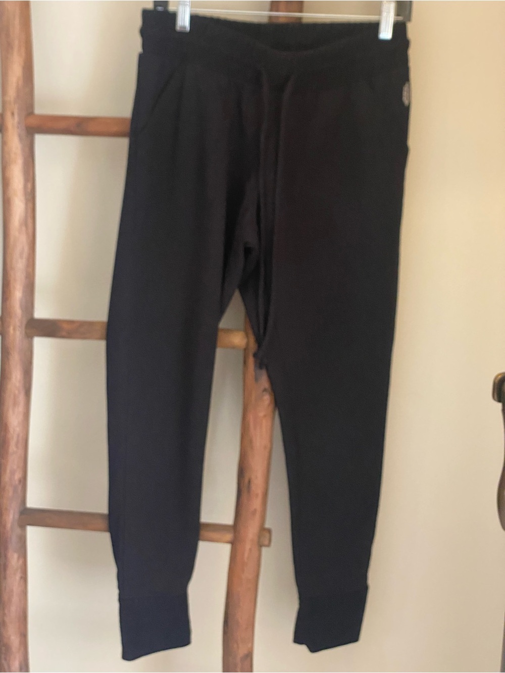 FREE PEOPLE MOVEMENT MEDIUM Black Jogger Pants
